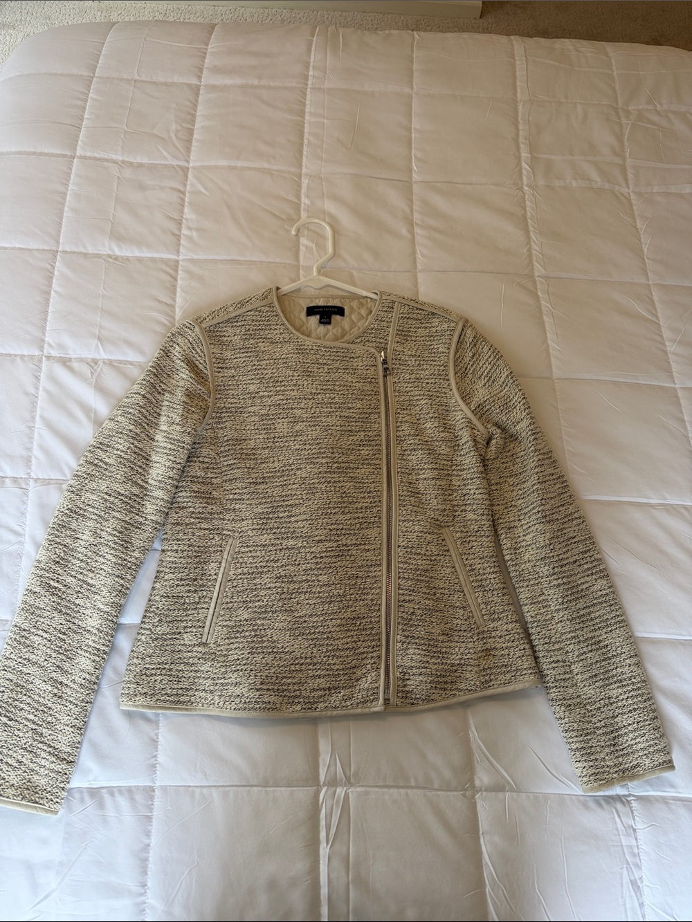 Ann Taylor Marled Cream Zip-Front Knit Jacket